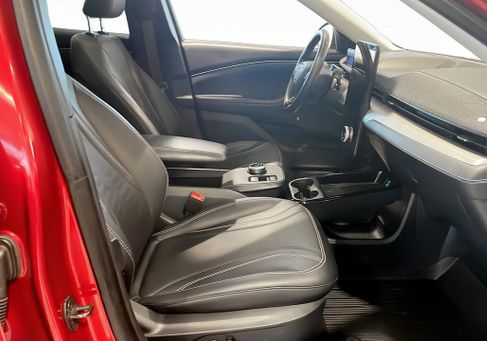 Ford Mustang Mach-E, 2021