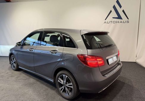 Mercedes-Benz B 200, 2017