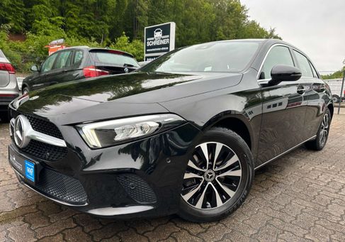 Mercedes-Benz A 180, 2022