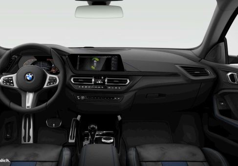 BMW 218, 2023
