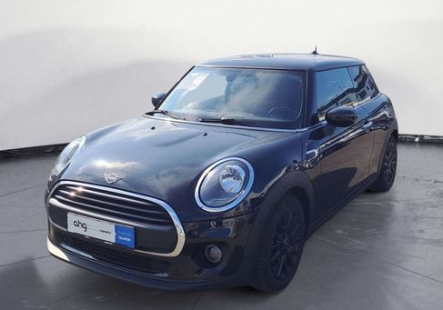 MINI ONE, 2019
