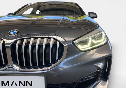 BMW 120, 2021