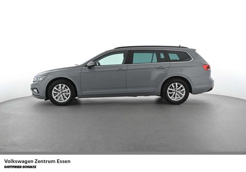 Volkswagen Passat Variant, 2023