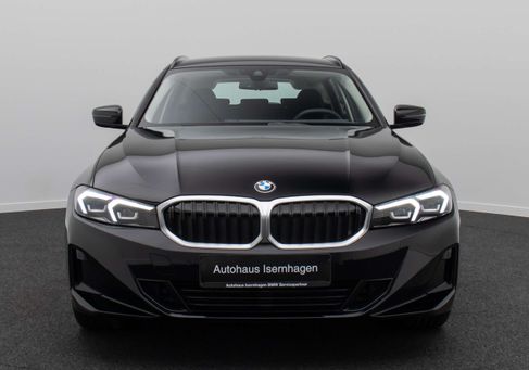 BMW 318, 2025