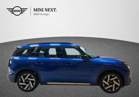 MINI, 2024