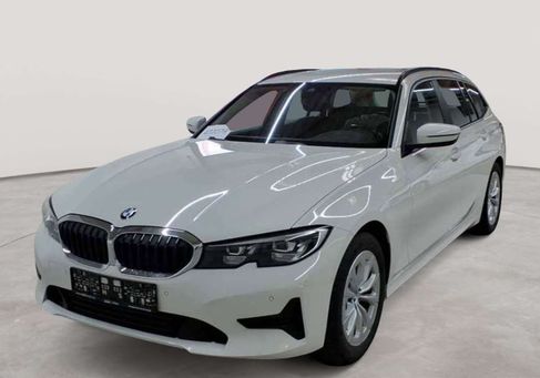 BMW 316, 2022