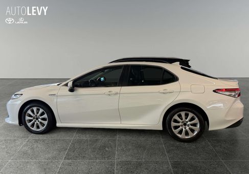 Toyota Camry, 2019 3