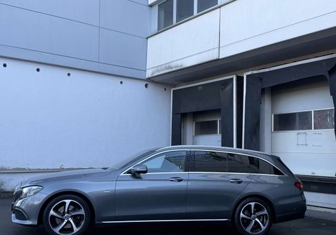 Mercedes-Benz E 220, 2019