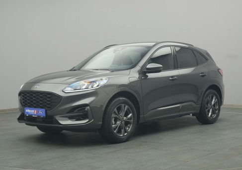 Ford Kuga, 2022