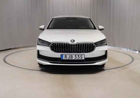 Skoda Superb, 2025