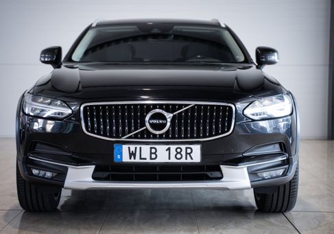 Volvo V90 Cross Country, 2020