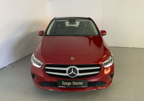 Mercedes-Benz B 200, 2021