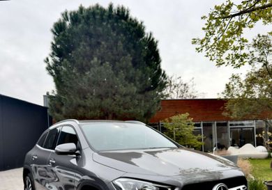 Mercedes-Benz GLA 200, 2021