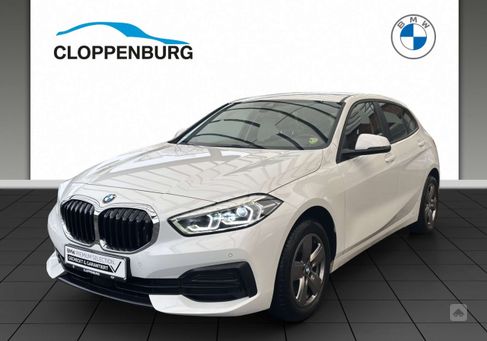 BMW 118, 2021