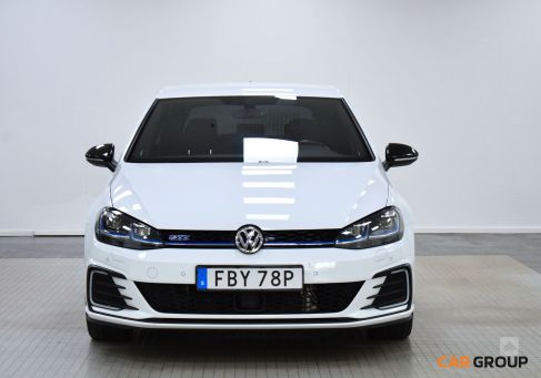 Volkswagen Golf, 2020