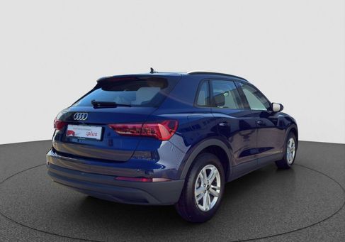 Audi Q3, 2022 2