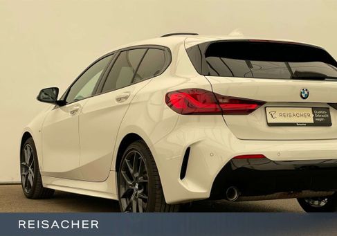 BMW 120, 2023