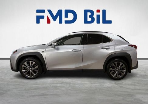 Lexus UX, 2022