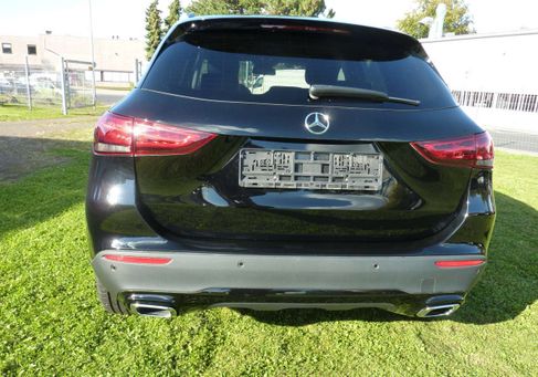 Mercedes-Benz GLA 200, 2020 3