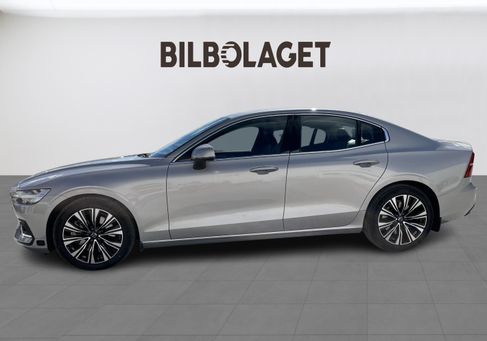 Volvo S60, 2023