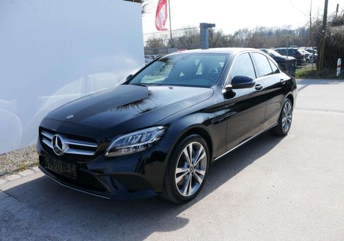 Mercedes-Benz C 300, 2021