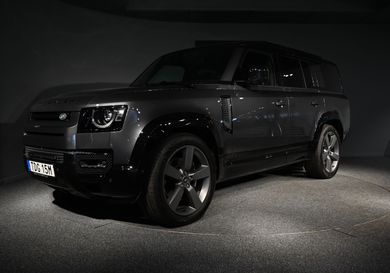 Land Rover Defender, 2025