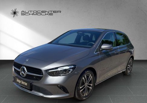 Mercedes-Benz B 180, 2025