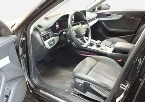 Audi A4, 2023