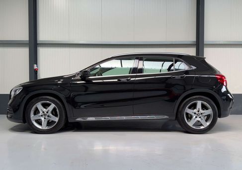 Mercedes-Benz GLA 200, 2019