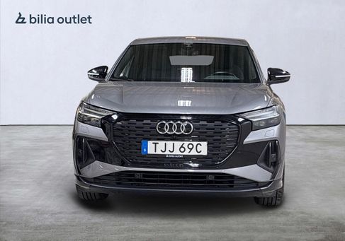 Audi Q4, 2022