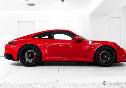 Porsche, 2023
