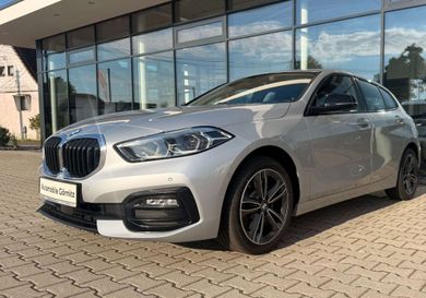 BMW 120, 2021