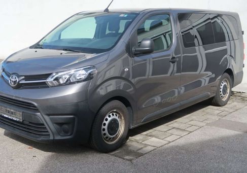 Toyota Proace, 2022 3