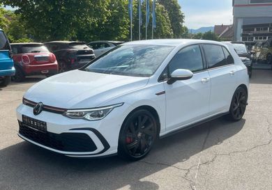 Volkswagen Golf, 2022