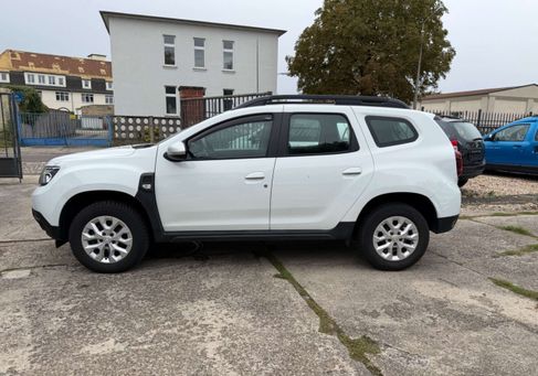 Dacia Duster, 2022 3