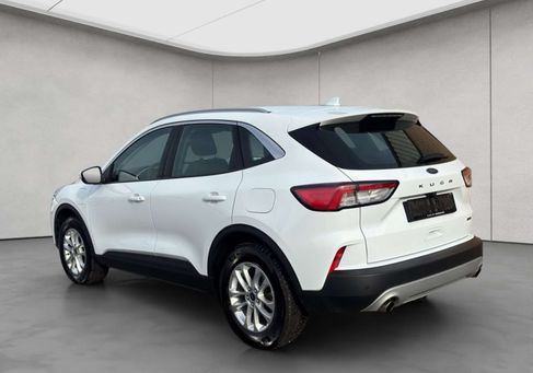 Ford Kuga, 2022