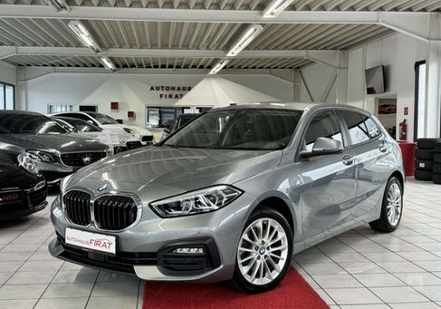 BMW 118, 2022