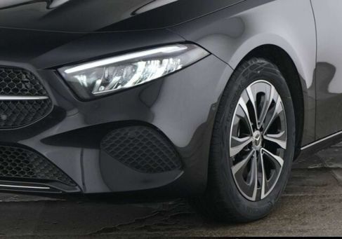 Mercedes-Benz A 180, 2025