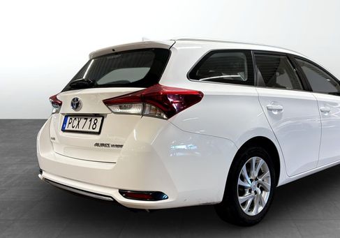 Toyota Auris Touring Sports, 2017