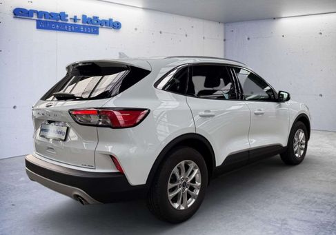 Ford Kuga, 2022