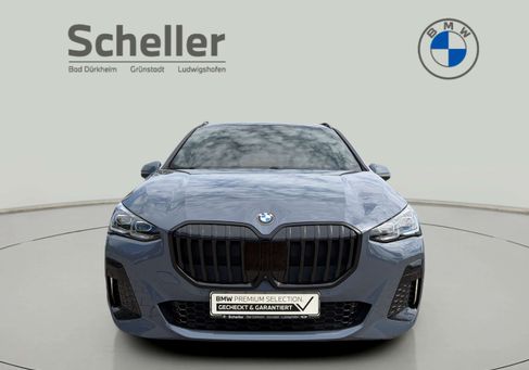 BMW 220, 2021 3