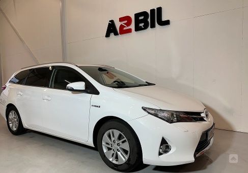 Toyota Auris Touring Sports, 2015