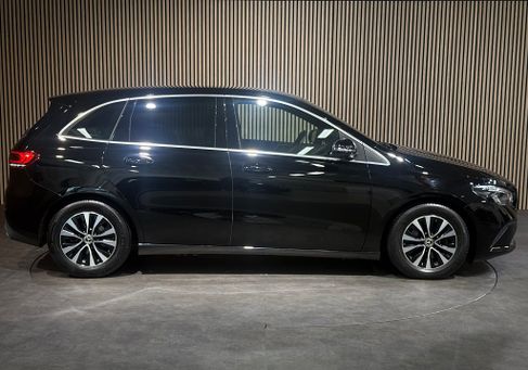 Mercedes-Benz B 180, 2021 2