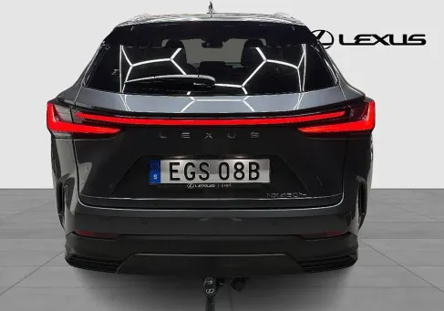 Lexus NX, 2025 3