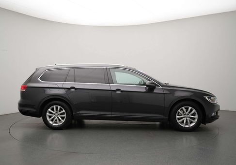 Volkswagen Passat Variant, 2018 3