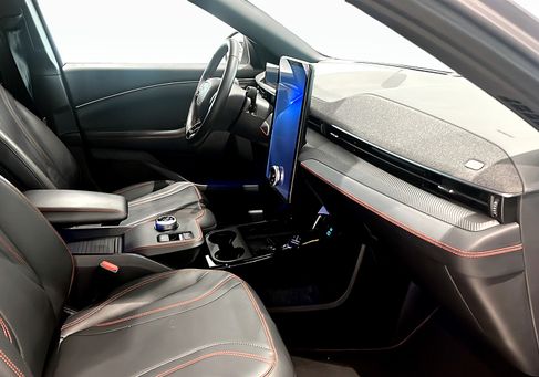 Ford Mustang Mach-E, 2021