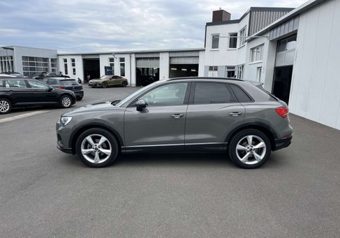 Audi Q3, 2022