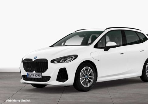 BMW 225, 2023