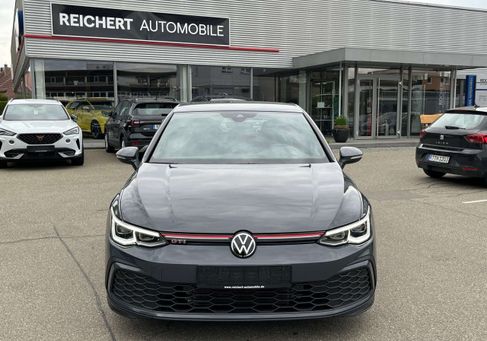 Volkswagen Golf, 2023 3