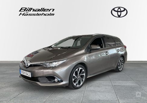 Toyota Auris Touring Sports, 2016